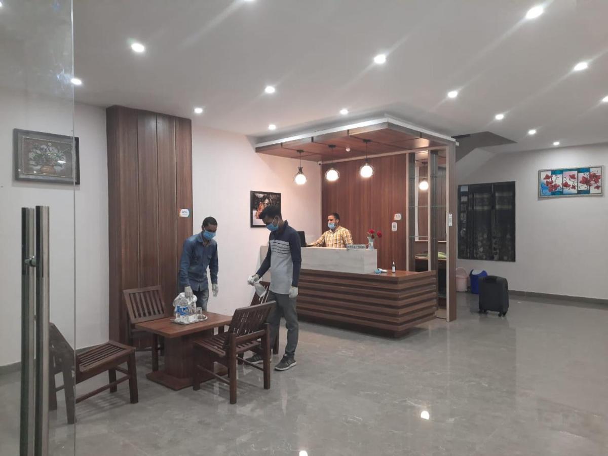 Hotel Katra Grand Εξωτερικό φωτογραφία