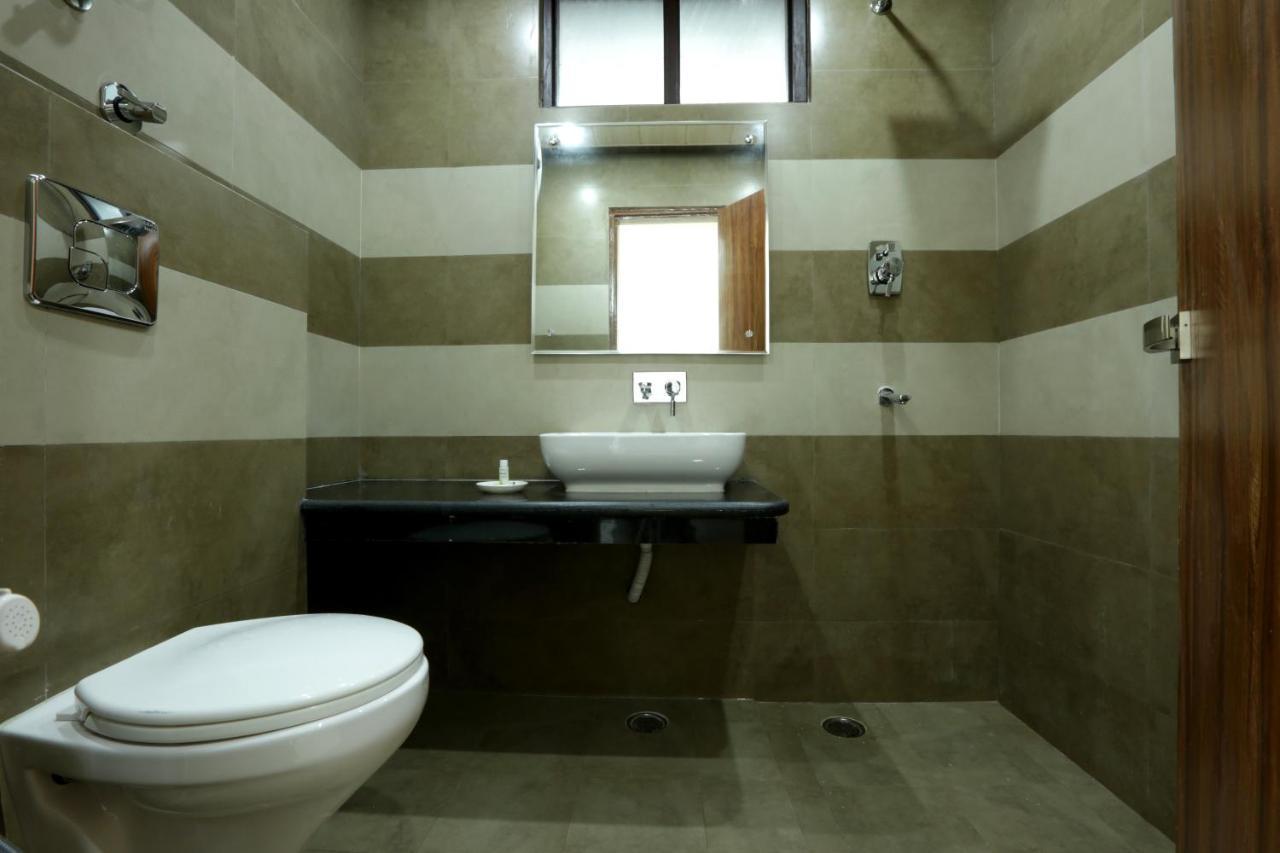Hotel Katra Grand Εξωτερικό φωτογραφία